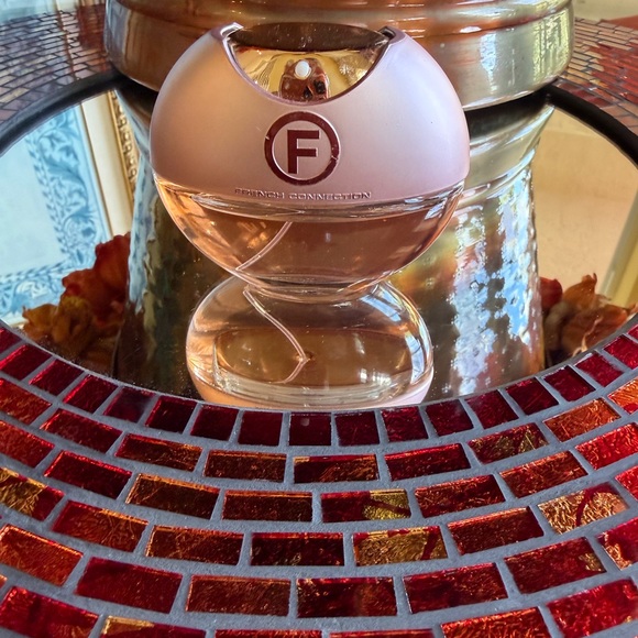 French Connection - Picture 2 of 2